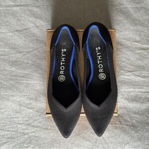 Rothy’s Black Pointy Toe Shoes Size 8.5
